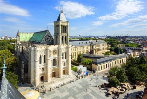 De Basilique Saint-Denis! Een Schat aan Architectuur en Geschiedenis!