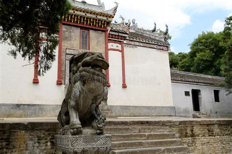  De Xiangyang Museum van Antiek: Een Reis Door de Tijden!